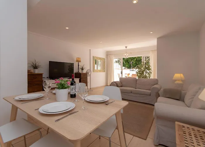 Palms 4 - Three Bed شقة *