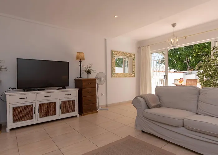 Palms 4 - Three Bed * سان ميغيل ذي أبونا